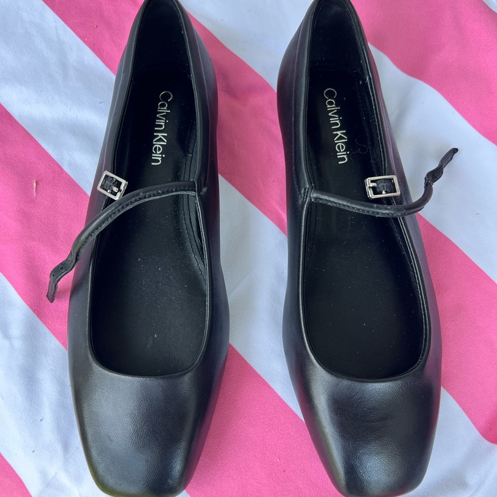 Calvin Klein Black Flats Elegant Loafers